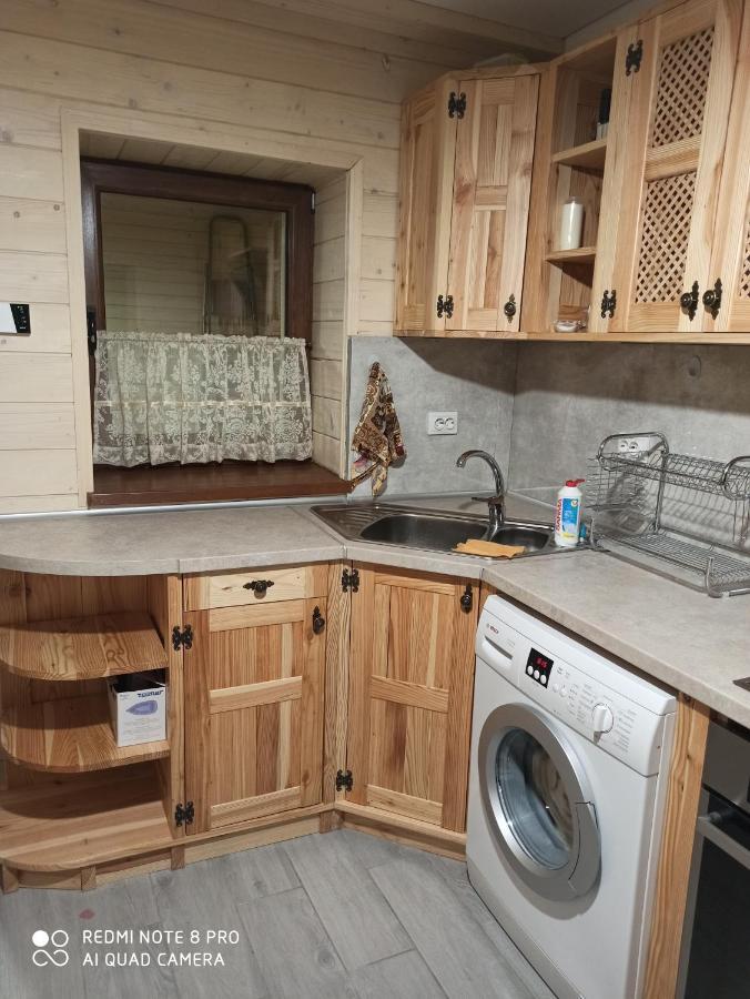 Brand New 2020 Specious Apartment Druzi 2 Palyanytsya Exterior photo
